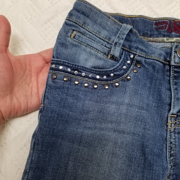 Denim capri. Size 12 - Picture 3 of 4